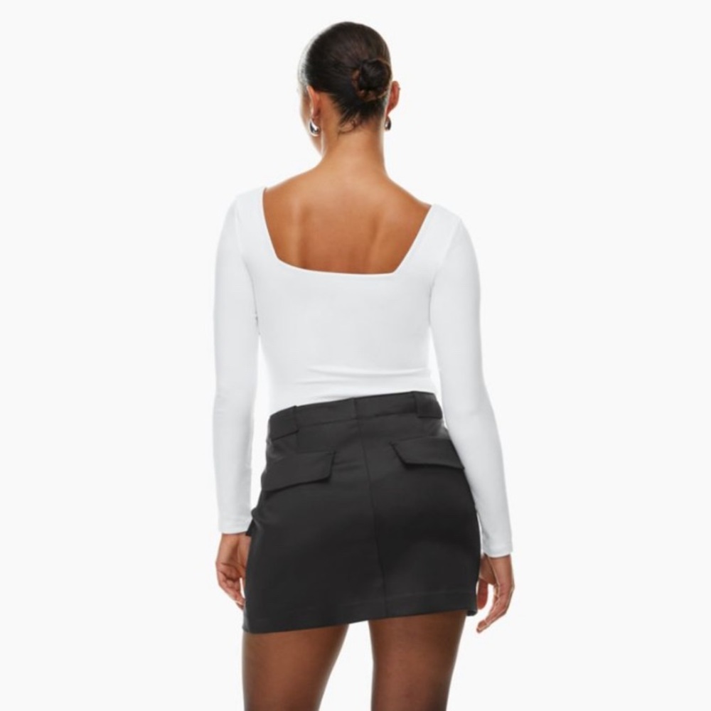Aritzia Squareneck Longsleeve Bodysuit - Picture 4 of 4